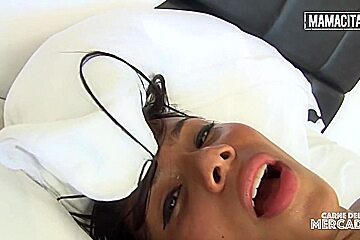 Sexy Babe Seduces Him Until He Fucks Her