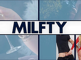 Sexy MILF Fucking Scene - MYLF