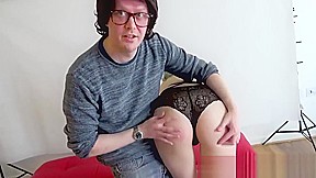 Sexy babe loves to suck a big hard cock