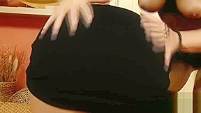Sexy ladies enjoy hardcore threesome in pov