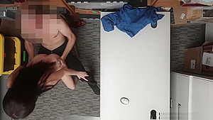 Sexy teen 18+ thief didnt want to cooperate with security
