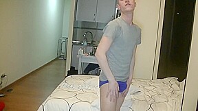 Sexy twink fucked by the porn star Alexis Clark - CrunchBoy