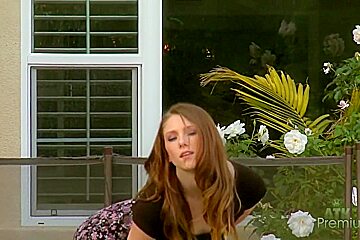 Shae Snow - Masturbation