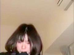 Smartphone personal shooting private video of a cameraman who dabbled with a model, 108