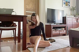 Snow Bunny In Babe Bbc Deepthroat Training