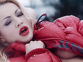 Snow Cherry - Cherry Kiss