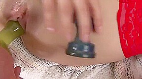 Solos Addiction - Alone On The Sofa With Her Holes Ful