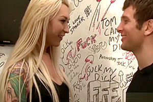 Spencer Fox fucks Jessy Dubai