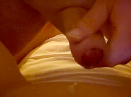 Sperm On Clitamateur Couple Masturbate For Each Other He Comes On Her Swollen Clit