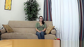 Spex casting babe doggystyled by midget agent