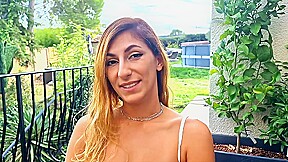 Stella, 29, in the heart of the matter!