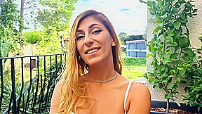 Stella, 29, in the heart of the matter!