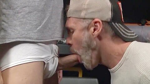 Survival Brotherhood Cum Loads - Dallas Steele & Justin Beal