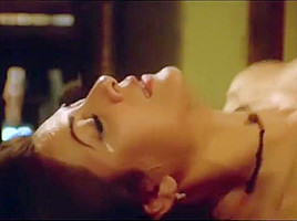 Sushmita Sen Hottest Ever Sexiest Scene - Chingaari