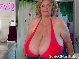 Suzie Bikini Bathroom