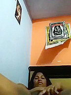 Tamil Aunty In Fingering Video Of From South India