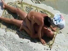 Tapes Couple Fucking on Beach