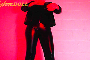 T-girl Cyberpunk Slut Fucks Toys For The Buyer