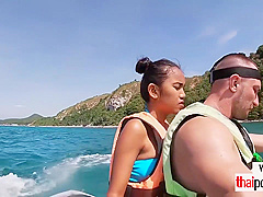 Thai teen 18+ Girlfriend Sucks Boyfriends Big Cock Outdoor