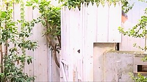 The sex hiding with his wife of friend