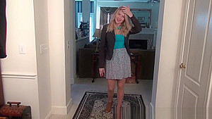 Things milf Eva does after shopping at the mall