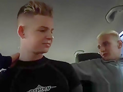 Three amateur dudes Alex Reece and Deacon film orgy in a car