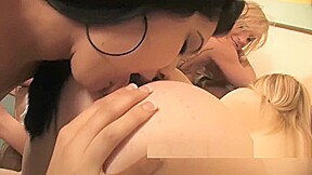 Threesome Lesbian Ass lIck 2