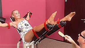 Tickle Feet in Nylon