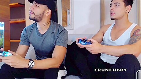 Two seyx friens Latino fucking bareback and cremapied - InterracialPornSex