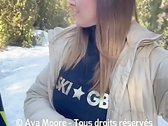 Une Francaise Suce Une Grosse Bite Dans Neige Et Avale Tout Le Sperme - Ejaculation Buccale 5 Min