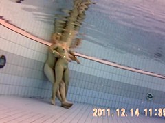 Wild fuck is recorded under water of the sauna pool 7