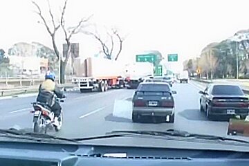 Young Chap Gives Blowjobs To Two Dudes Who Want His Wazoo