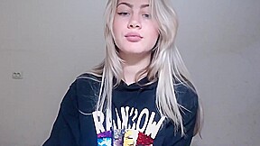 babe stripteas ,nude dance
