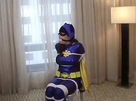 batgirl chairtied