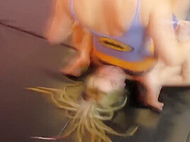 cosplay wrestling