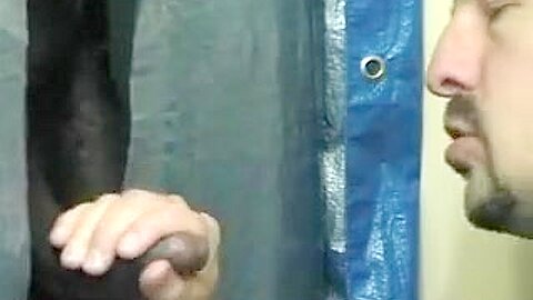 gloryhole suck uncut black cock