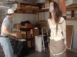 investigator gagged