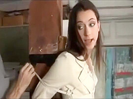 investigator gagged