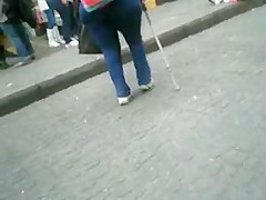 mega wide hips