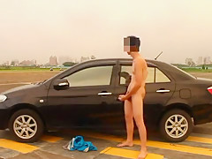 public park jerk off&cumming