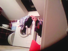 spying my polish Step mom in bathroom 2