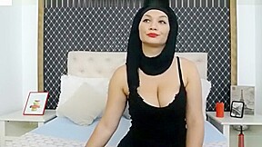 tall mature long blonde curvy green eyes busty milf porns