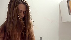 teen 18+ sucks gloryhole bbc